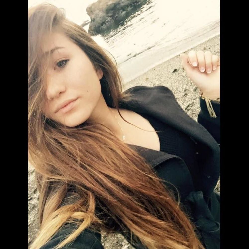 Meet your Posher, Kaitlynn